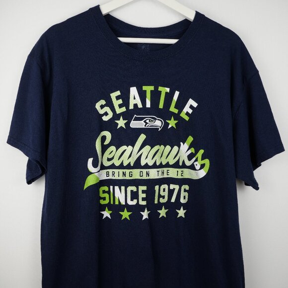 Seattle Seahawks T Shirt Mens Large Blue Short Sleeve Graphic NFL Team Apparel - Picture 3 of 12